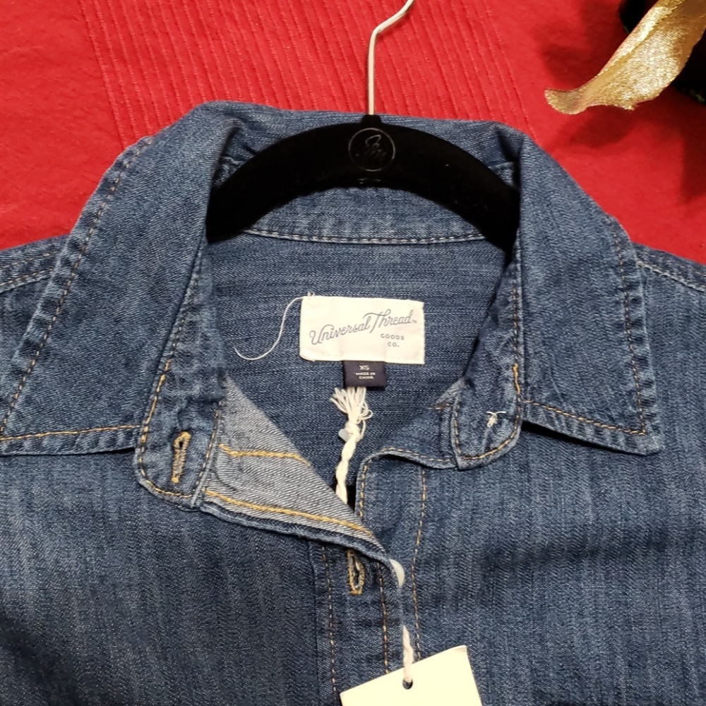 Universal Thread "Lexie" shirt - Picture 5 of 8